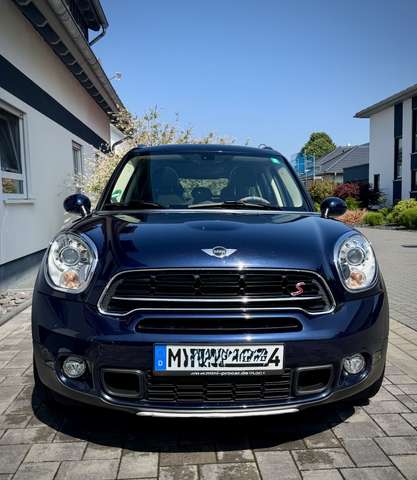 MINI Cooper S Countryman All4 Allrad| Panorama| Allwetter| s. guter Zus.