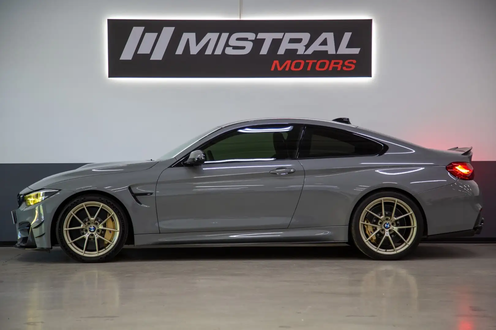 BMW M4 CS F82 2017 Coupe Coupe 3.0 CS dkg Grau - 2