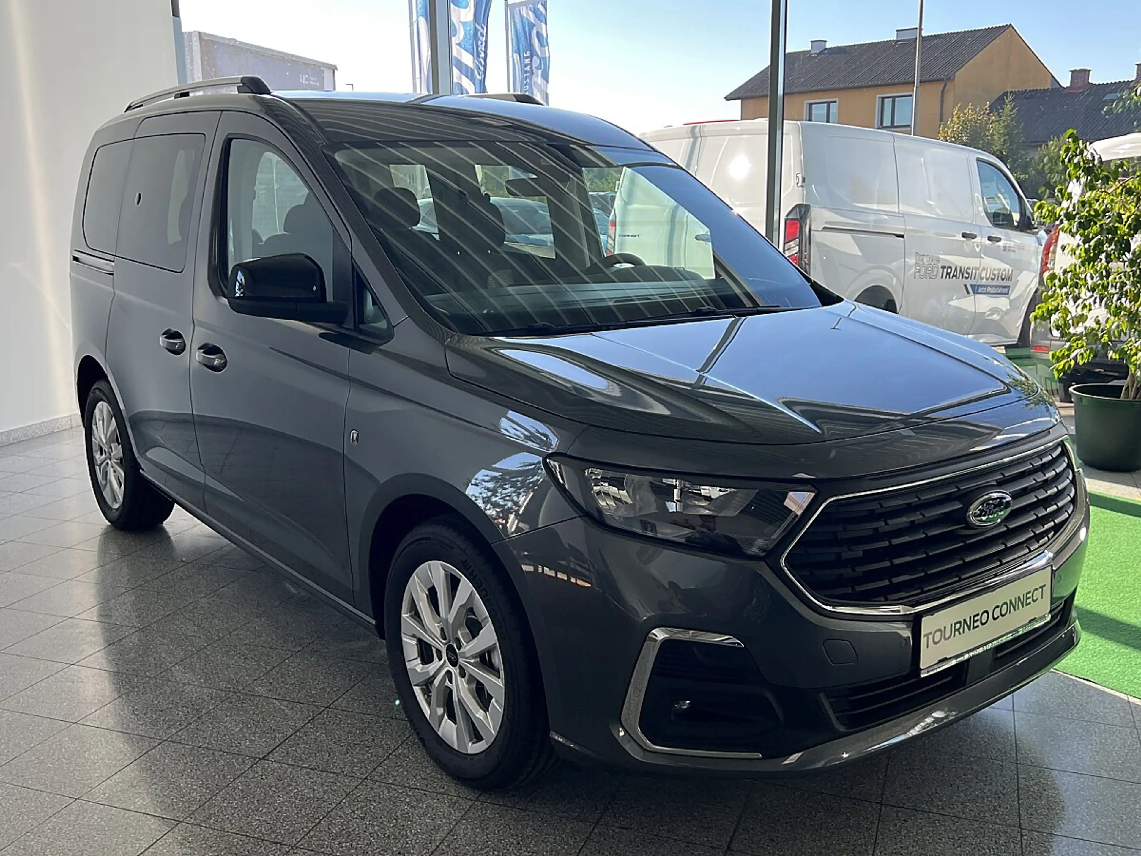 Ford Tourneo Connect 2,0 EcoBlue L1 Titanium Aut.
