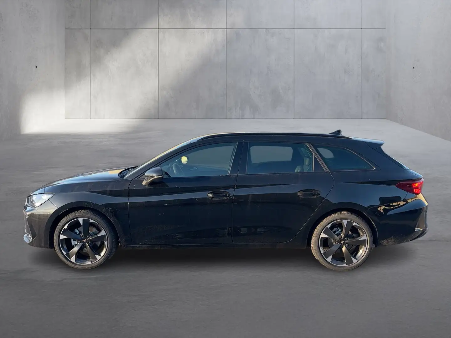 CUPRA Leon 1.5 TSI ACT Schwarz - 2