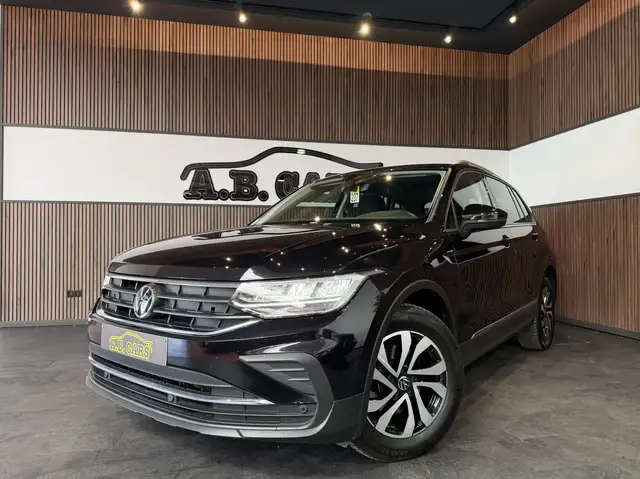 Volkswagen Tiguan main image
