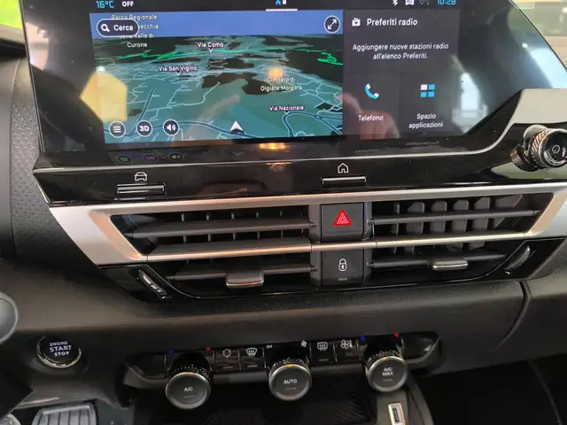 Citroen C4 view 16