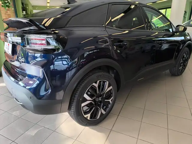 Citroen C4 view 7