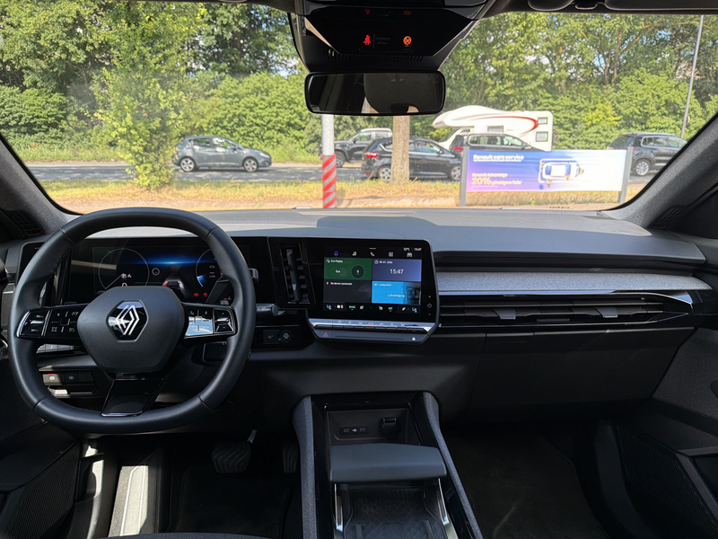 Renault Austral TCe 140 Mild-Hybrid  Equilibre — photo 8