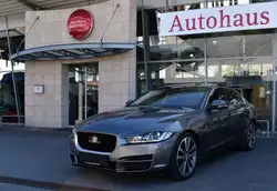 Jaguar XE 20*Portfolio *Meridian*Leder*Pano*Xenon*Navi*