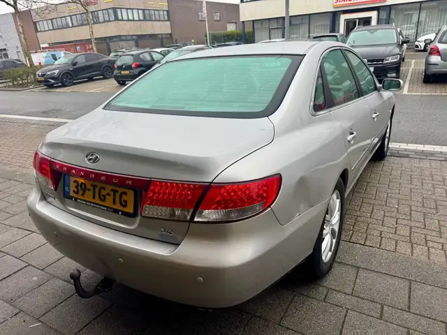 Hyundai Grandeur view 6