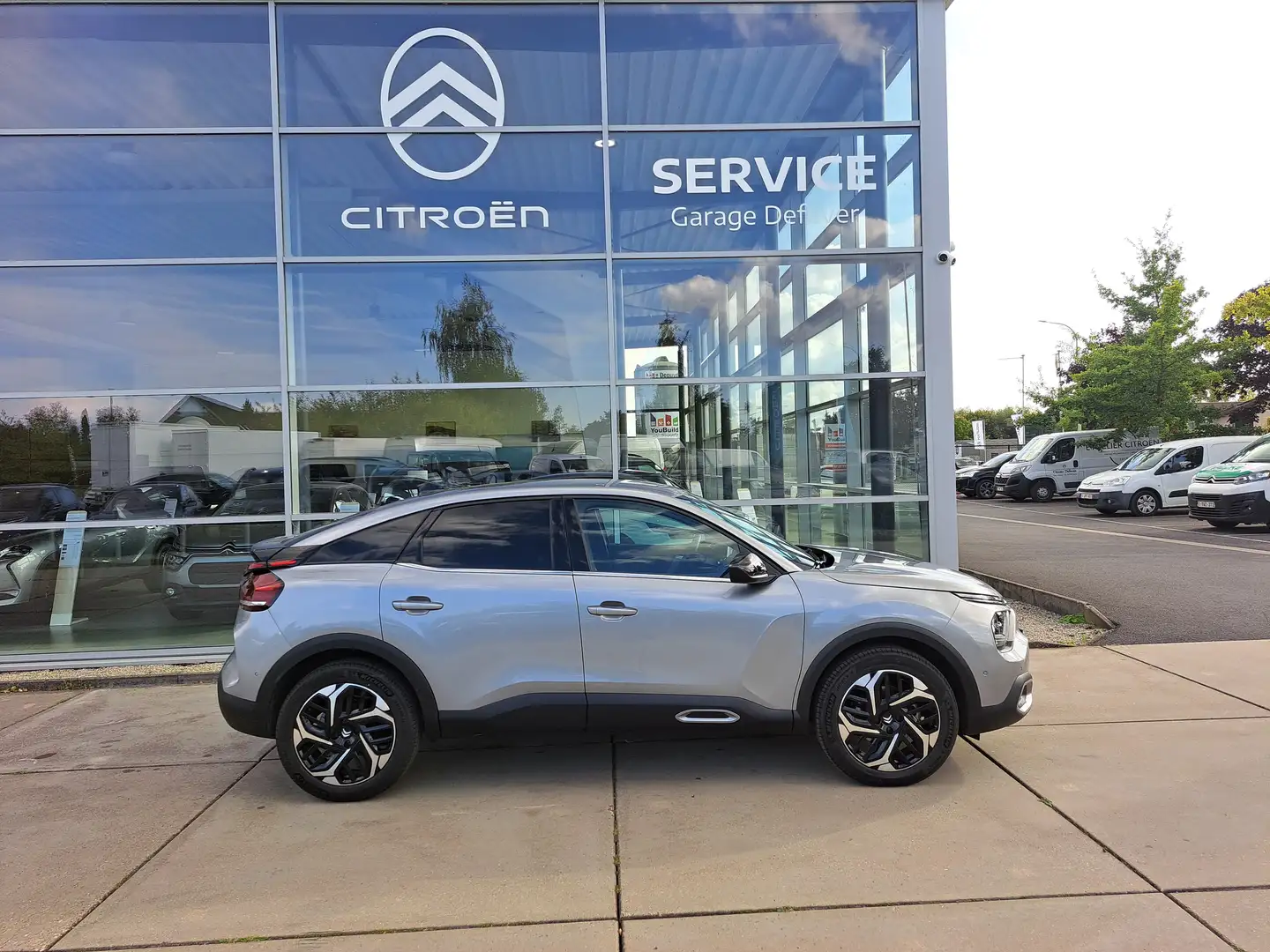 Citroen C4 1.2 PURE TECH 130 EAT8 MAX Argent - 1