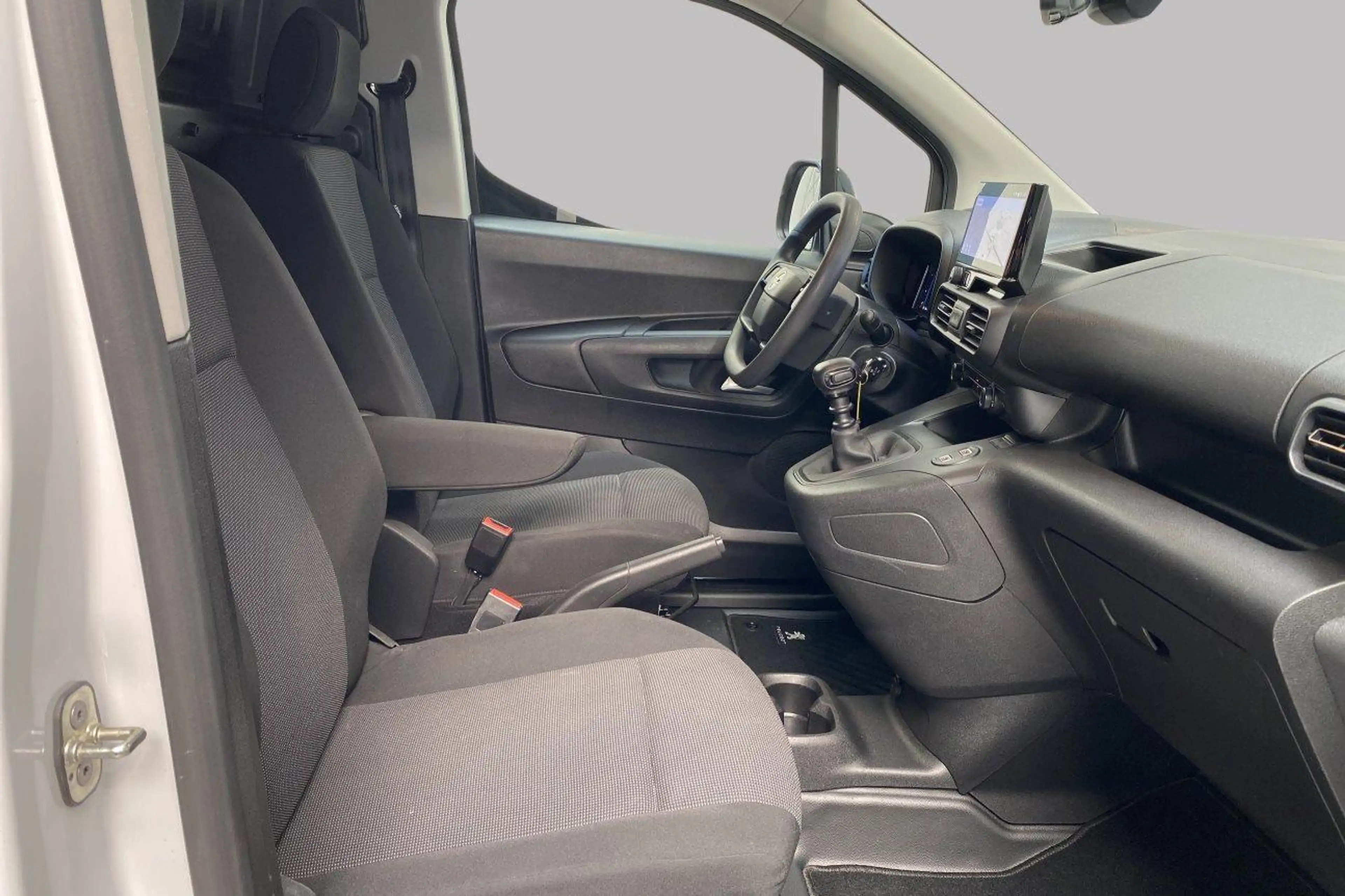 Opel Combo Cargo — photo 8
