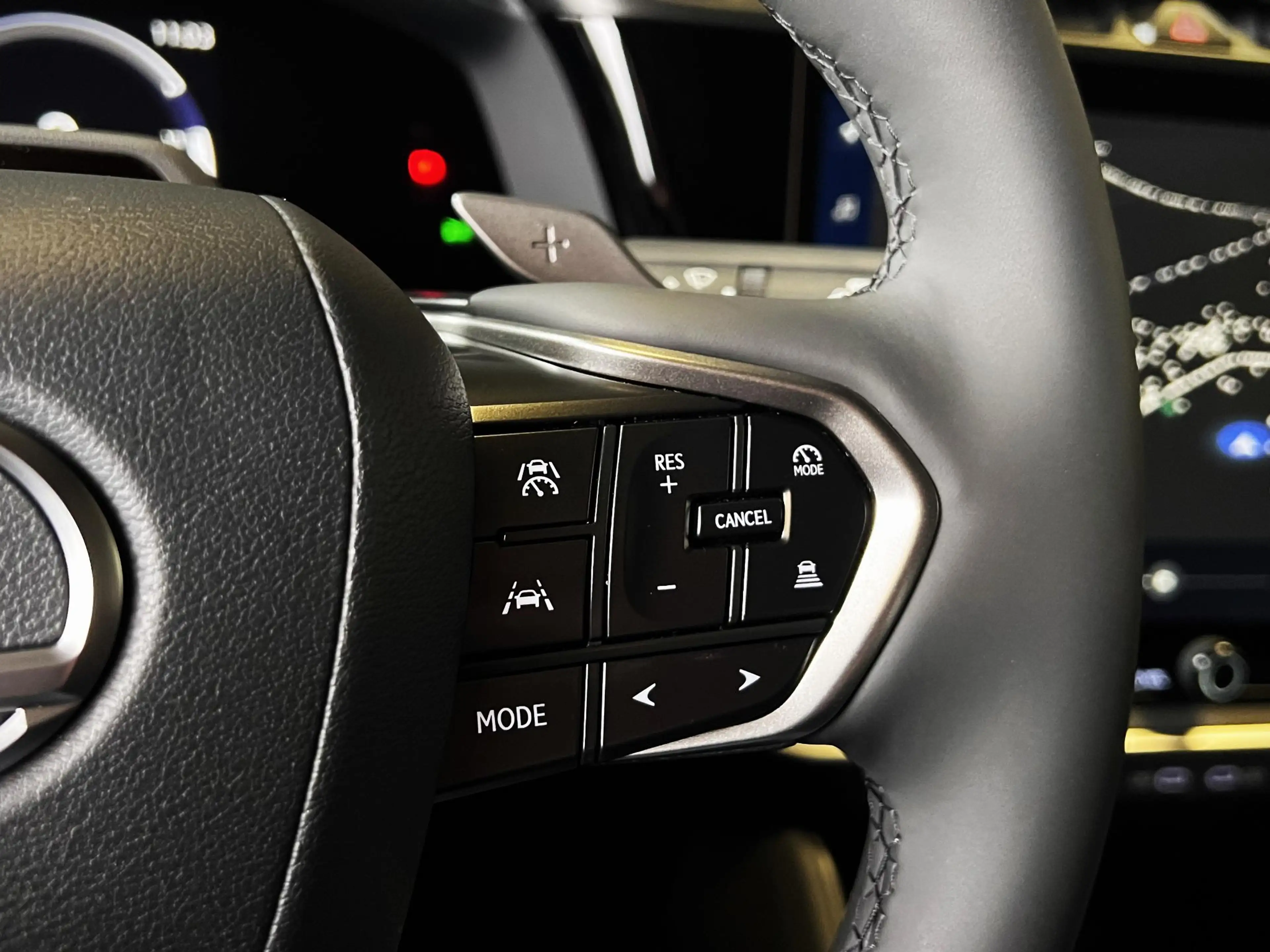 Lexus RZ 450e Executive Line 71 kWh Premium Pack | 20" LMV — photo 11