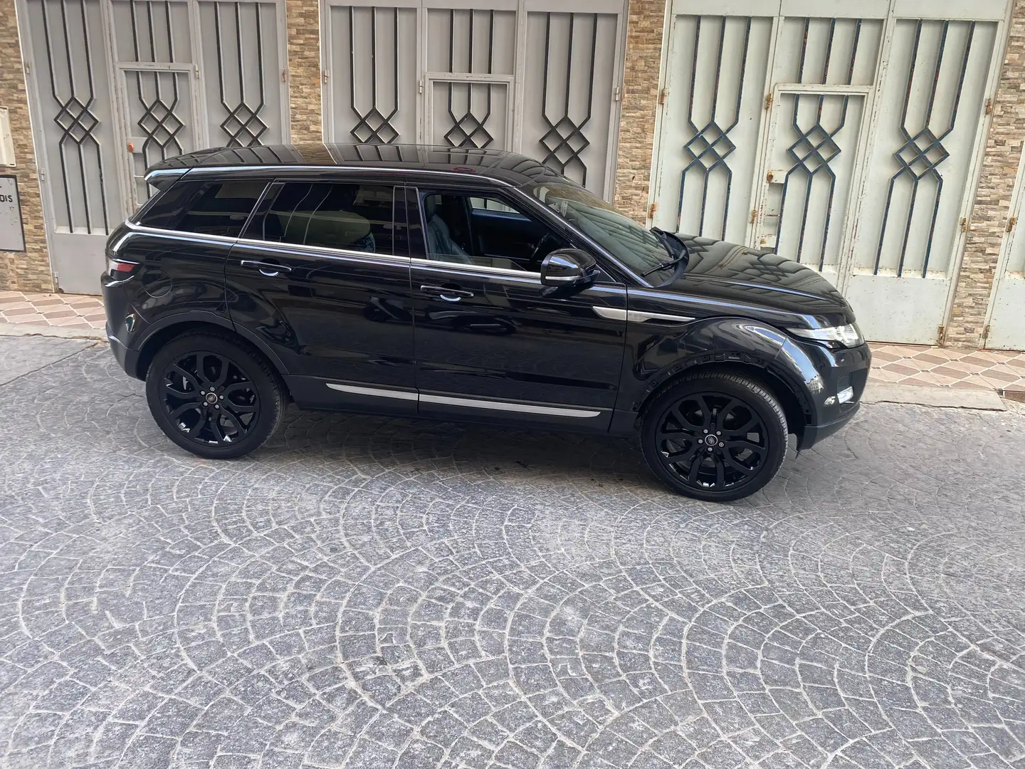Land Rover Range Rover Evoque Range Rover Evoque 2.2 eD4 2WD Prestige Zwart - 1