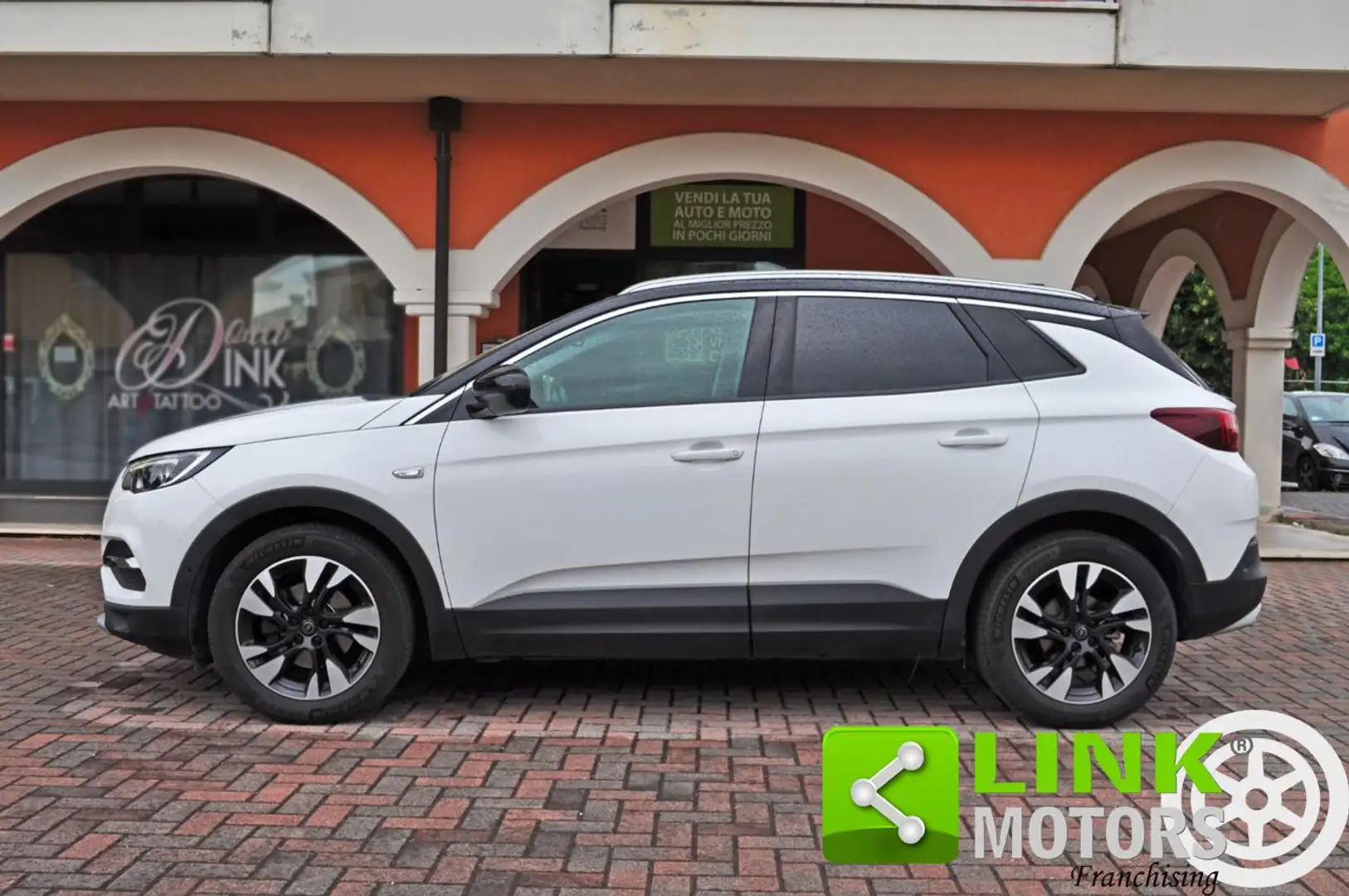 Opel Grandland X 1.5 diesel Ecotec Start&Stop 120 Anniversary Bianco - 2