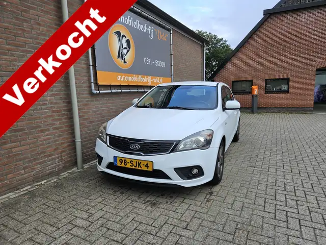 Kia ProCeed / pro_cee'd 1.4 CVVT Navigator Plus Pack
