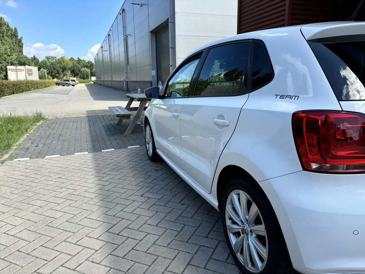 Volkswagen Polo 1.4-16V Highline Wit - 2