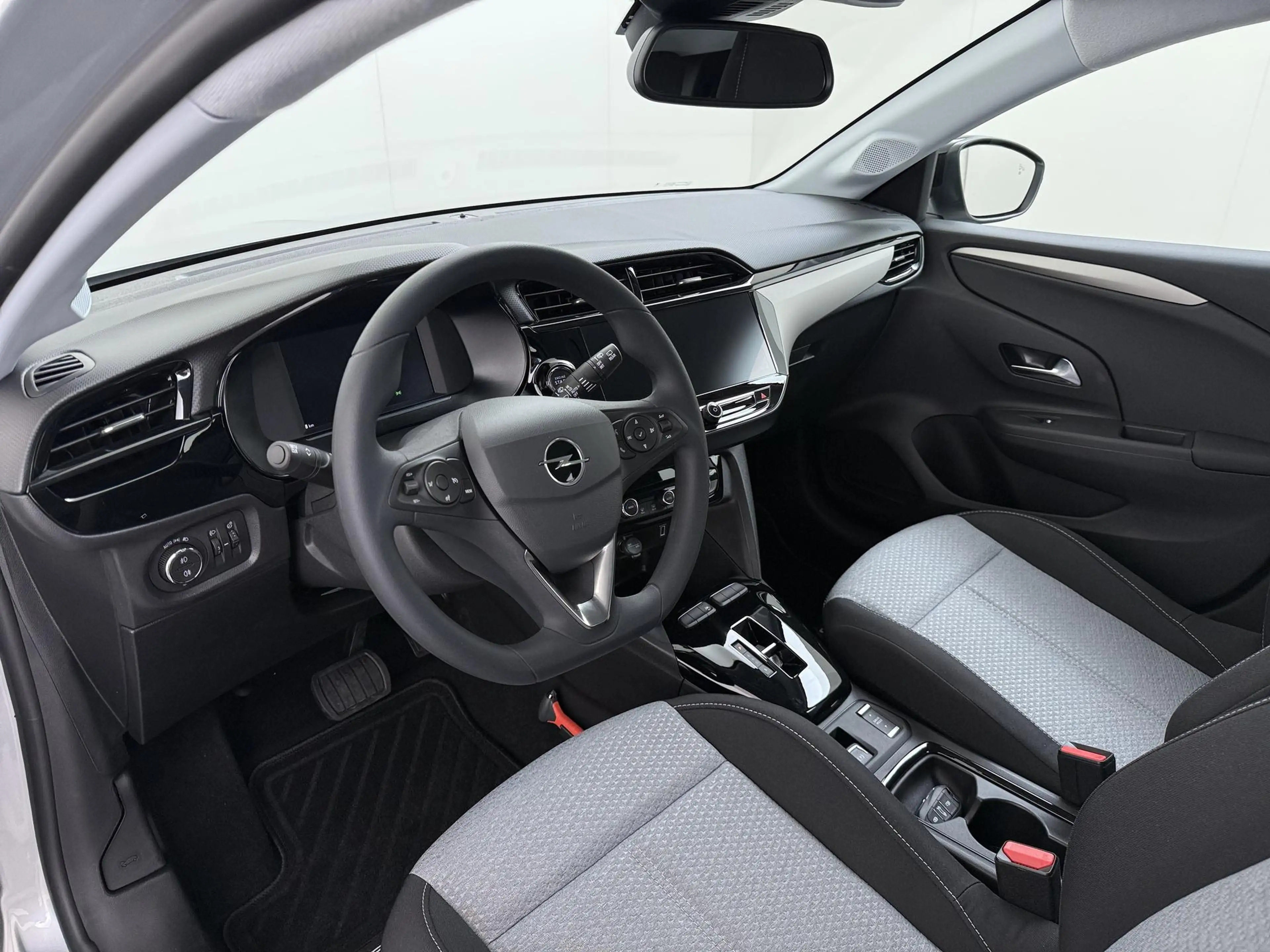 Opel Corsa-e Electric Long Range Yes 51 kWh — photo 13