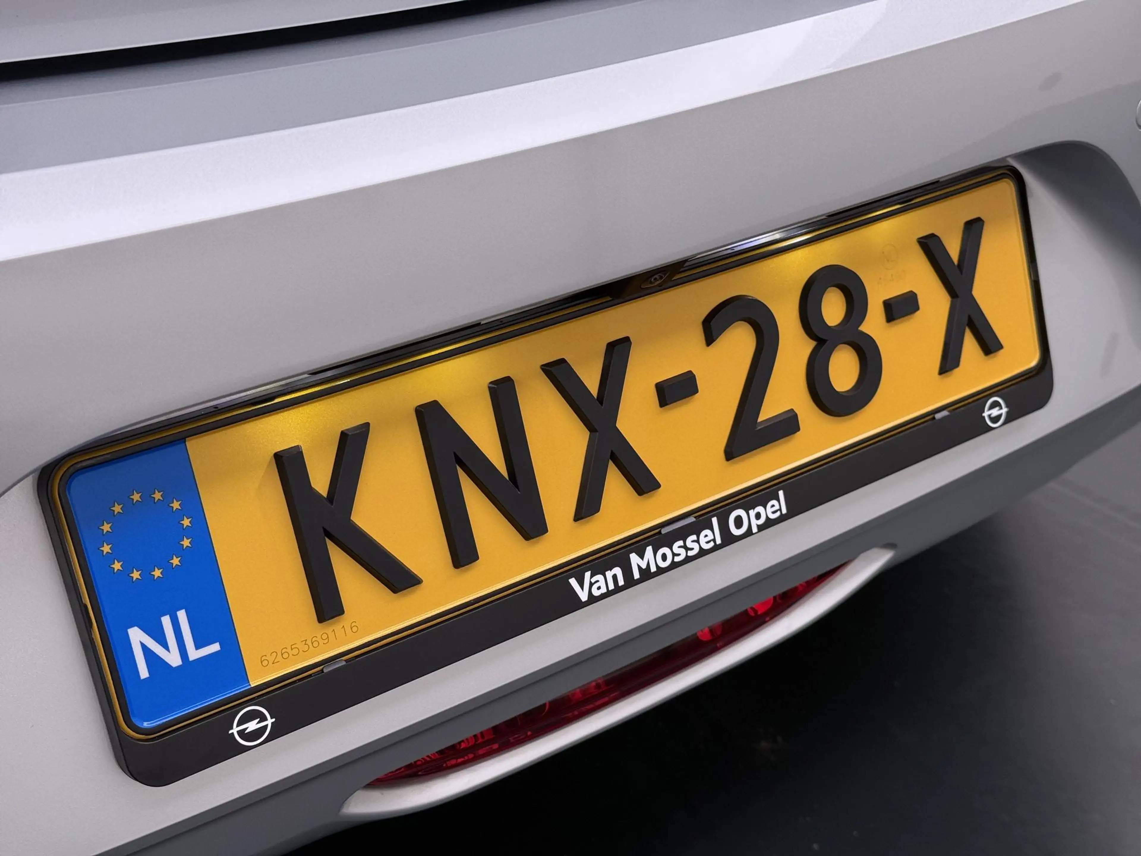 Opel Corsa-e Electric Long Range Yes 51 kWh — photo 4