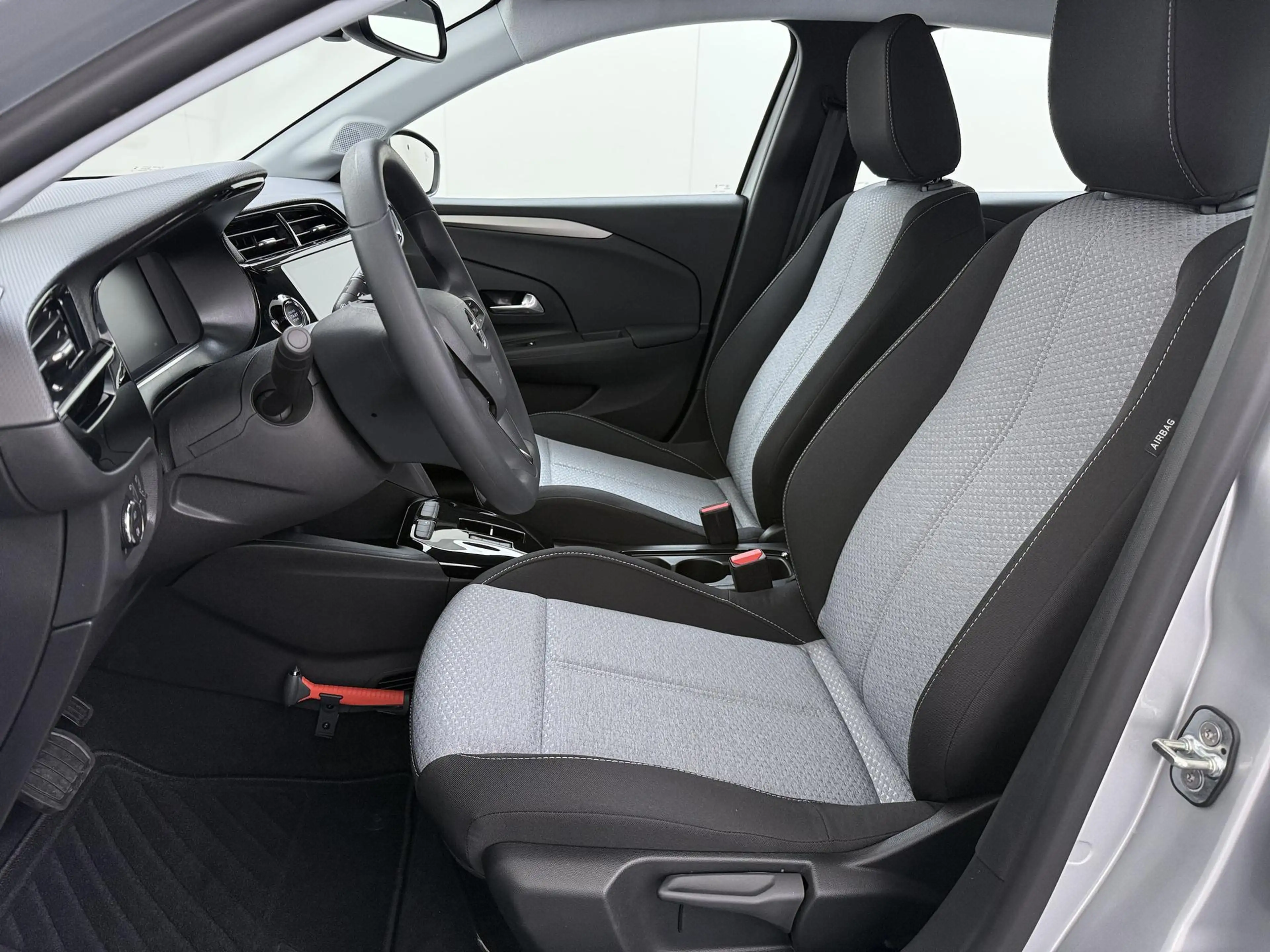 Opel Corsa-e Electric Long Range Yes 51 kWh — photo 14