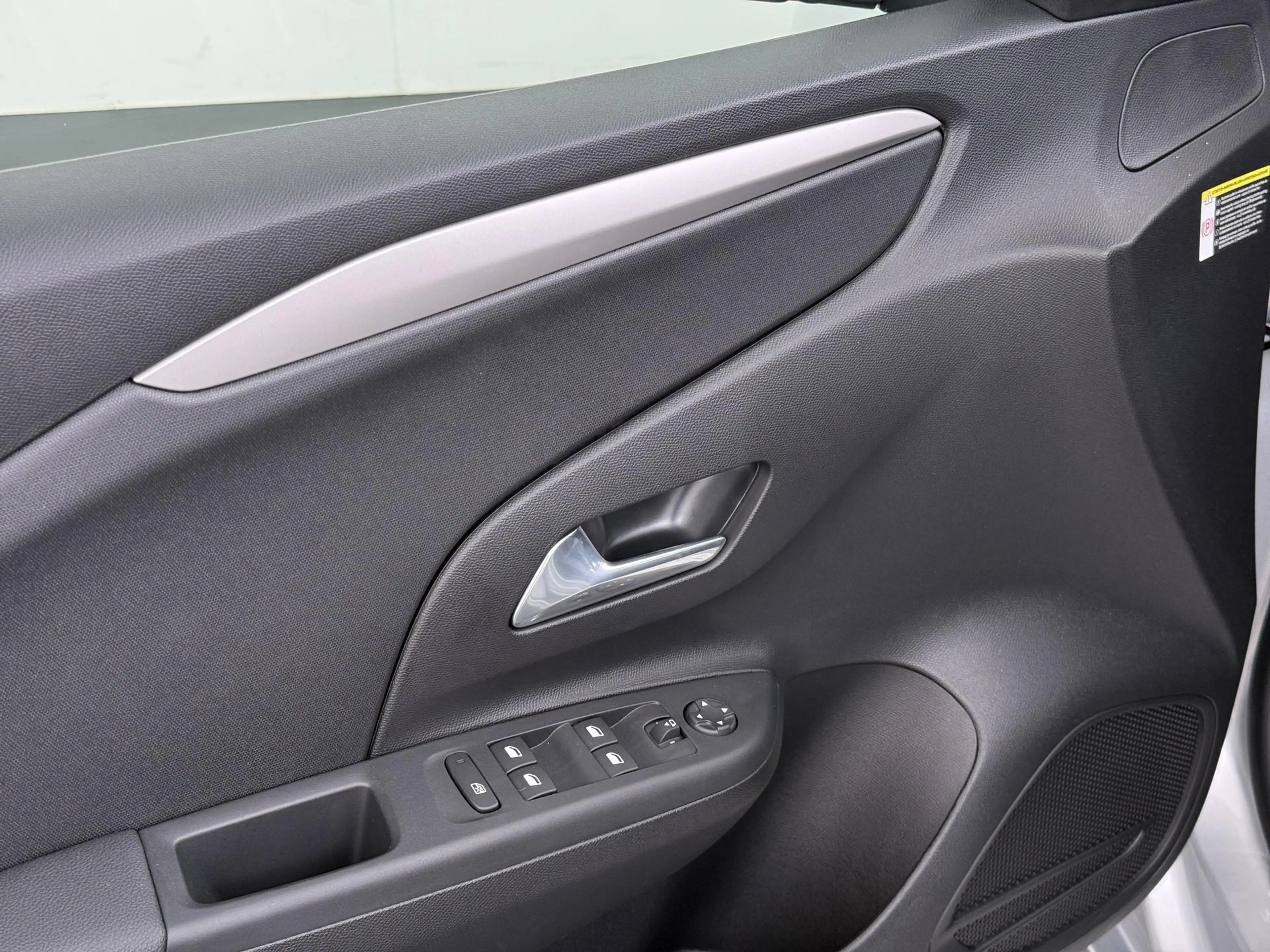 Opel Corsa-e Electric Long Range Yes 51 kWh — photo 12