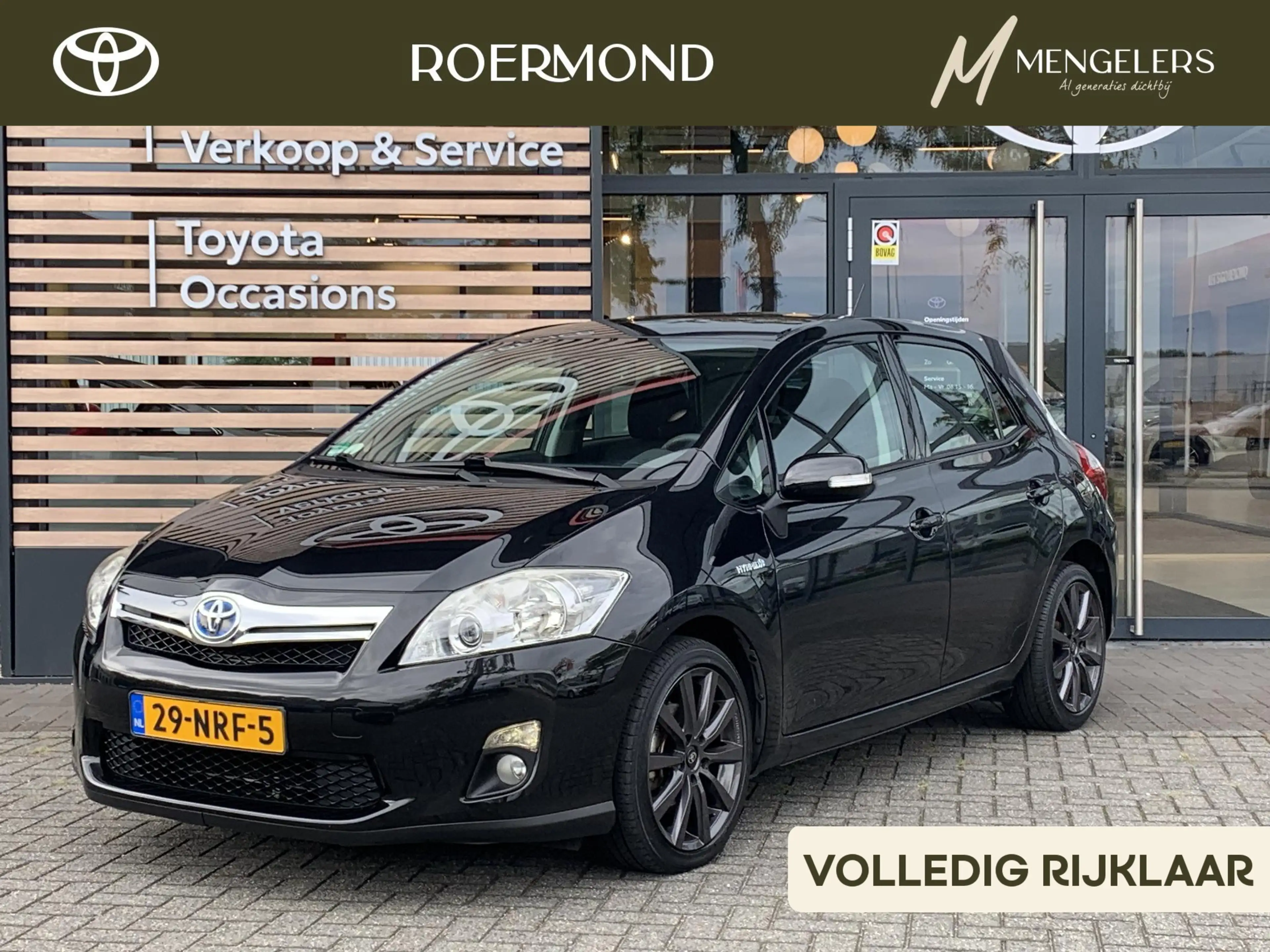 Toyota Auris 1.8 Full Hybrid Dynamic