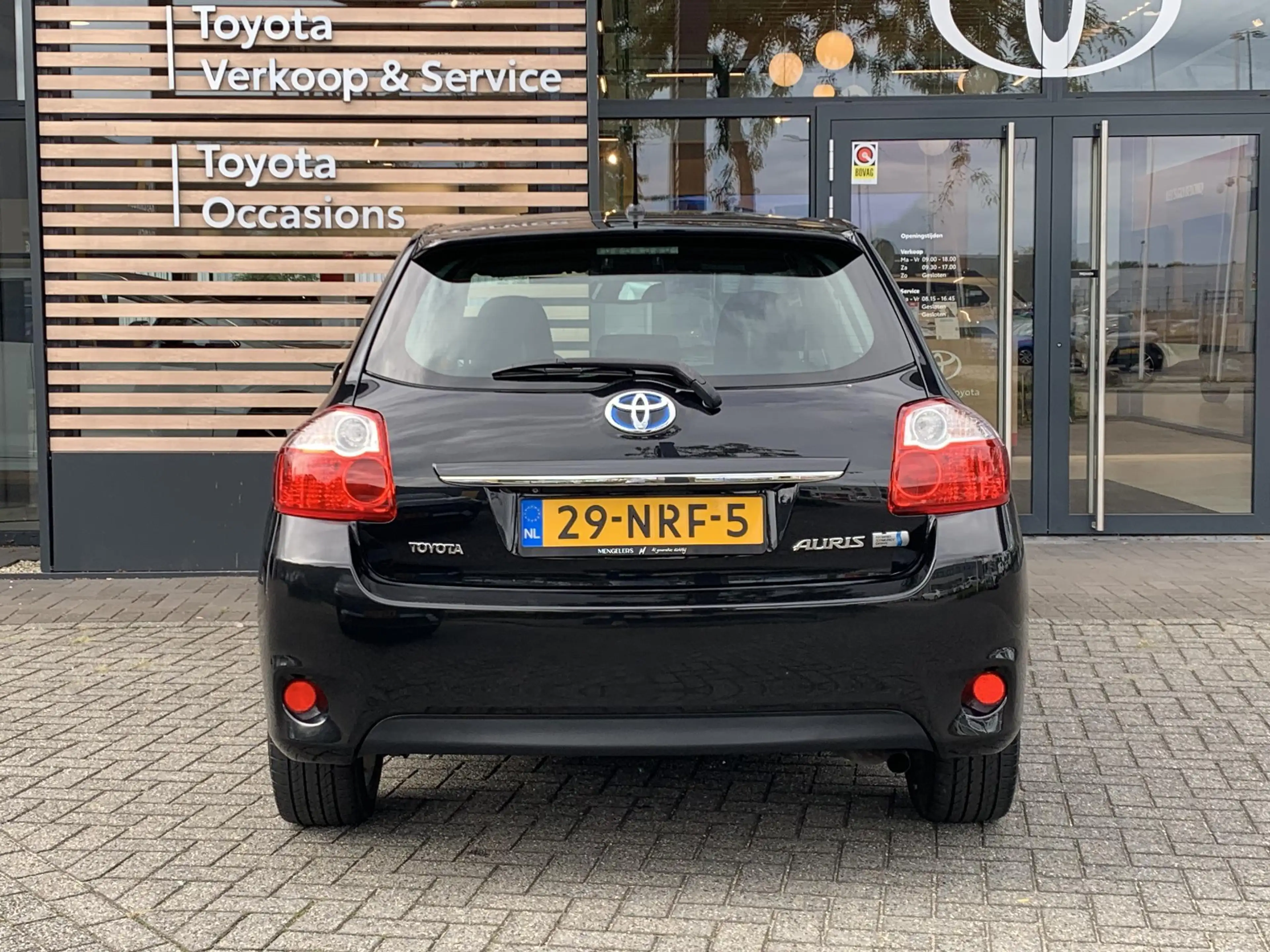 Toyota Auris 1.8 Full Hybrid Dynamic — photo 6