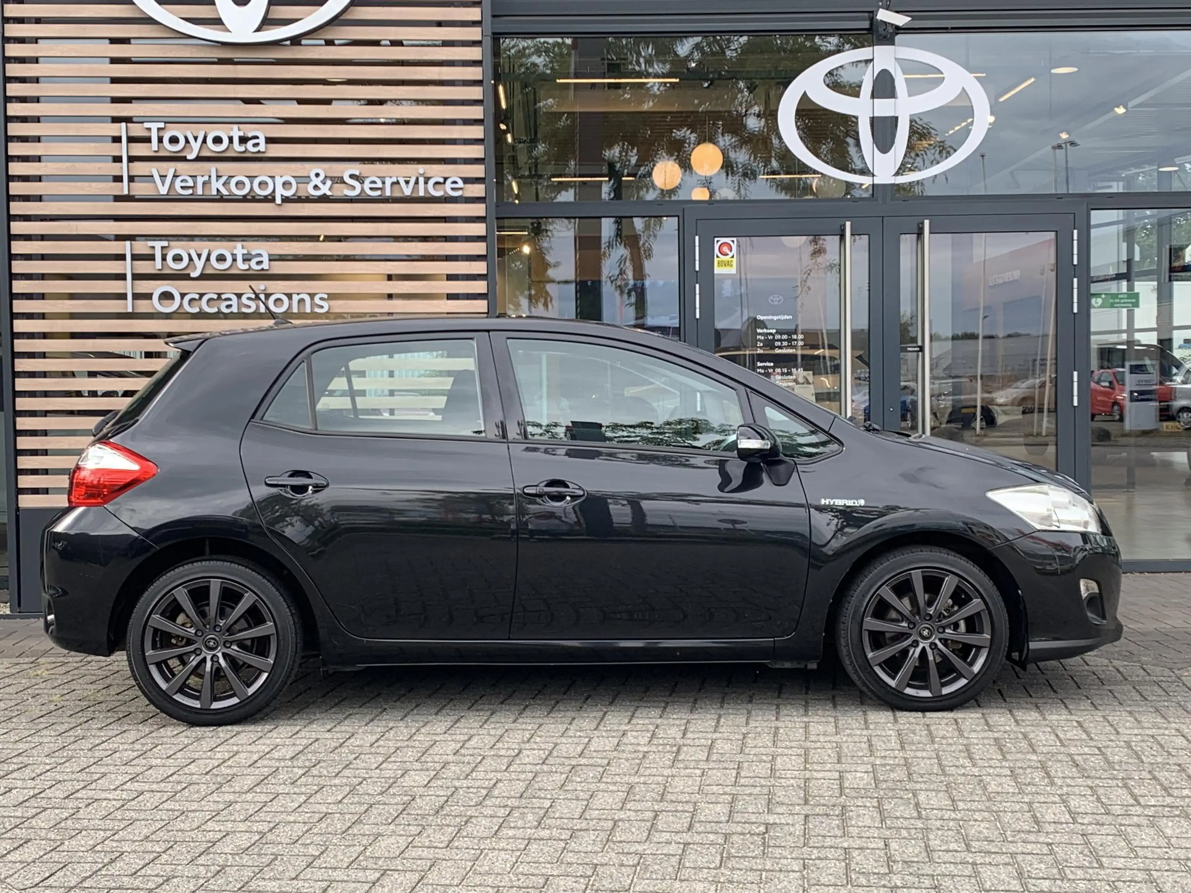 Toyota Auris 1.8 Full Hybrid Dynamic — photo 4