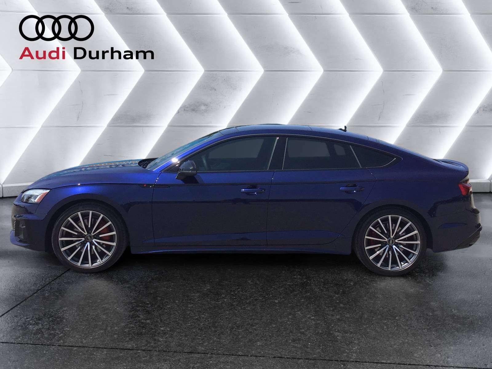 2023 Audi A5 2.0T Technik + Black Package | Low kms — снимка 1