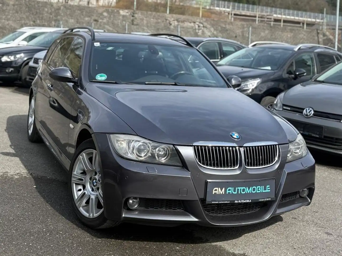 BMW 330 330d xDrive Grau - 1