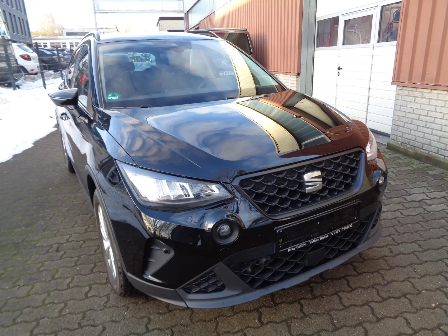 SEAT Arona 1.0 TGI CNG *Style* Schwarz - 2