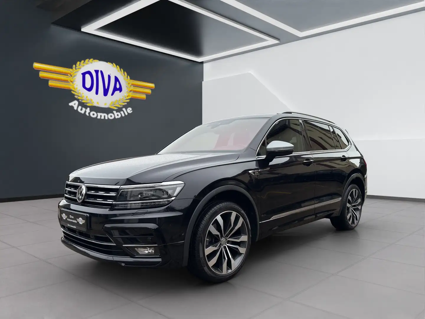 Volkswagen Tiguan Allspace 2.0 TDI Highline 4Motion R Line 1.Hand Zwart - 1