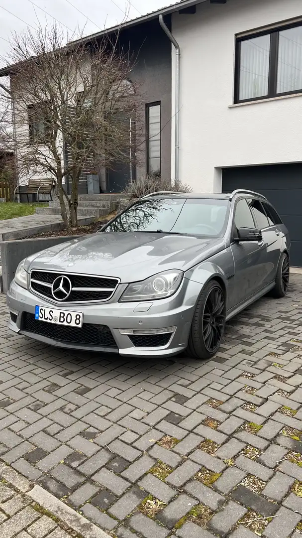 Mercedes-Benz C 63 AMG T TÜV & Service Neu Stříbrná - 2