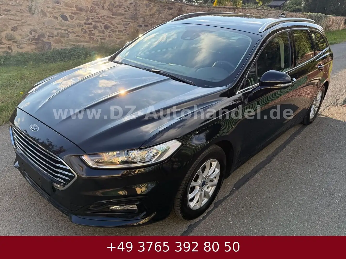 Ford Mondeo Turnier Business Edition Schwarz - 2