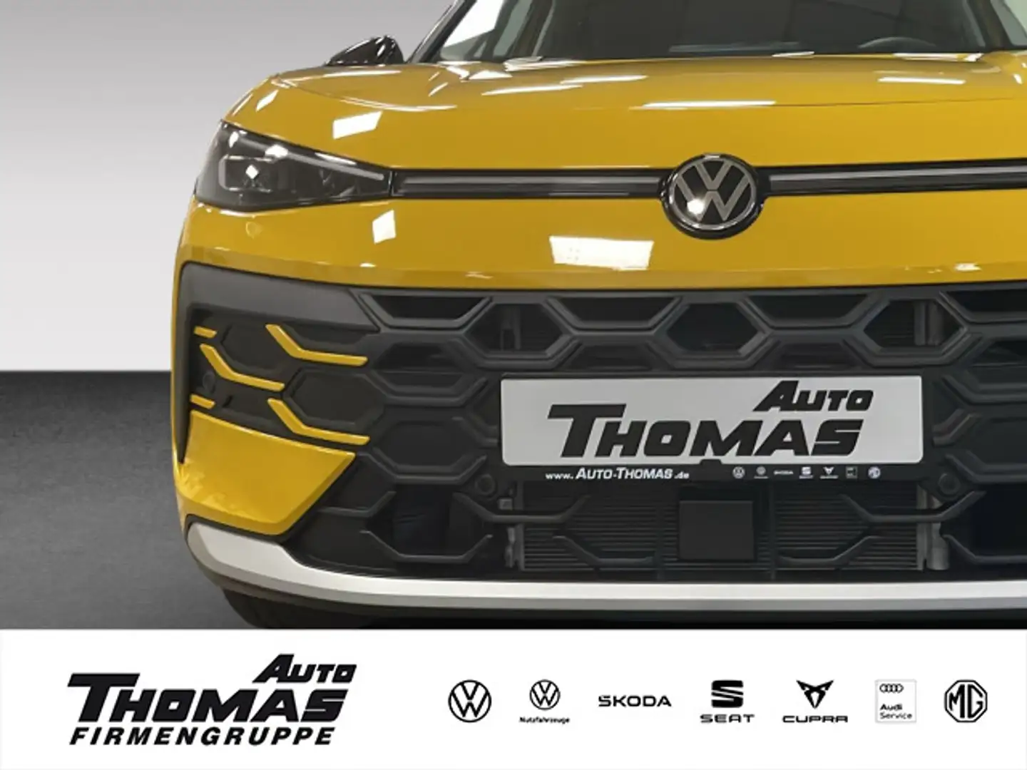 Volkswagen T-Roc 1.5 eTSI DSG Life Klima Shz Schwarz - 1