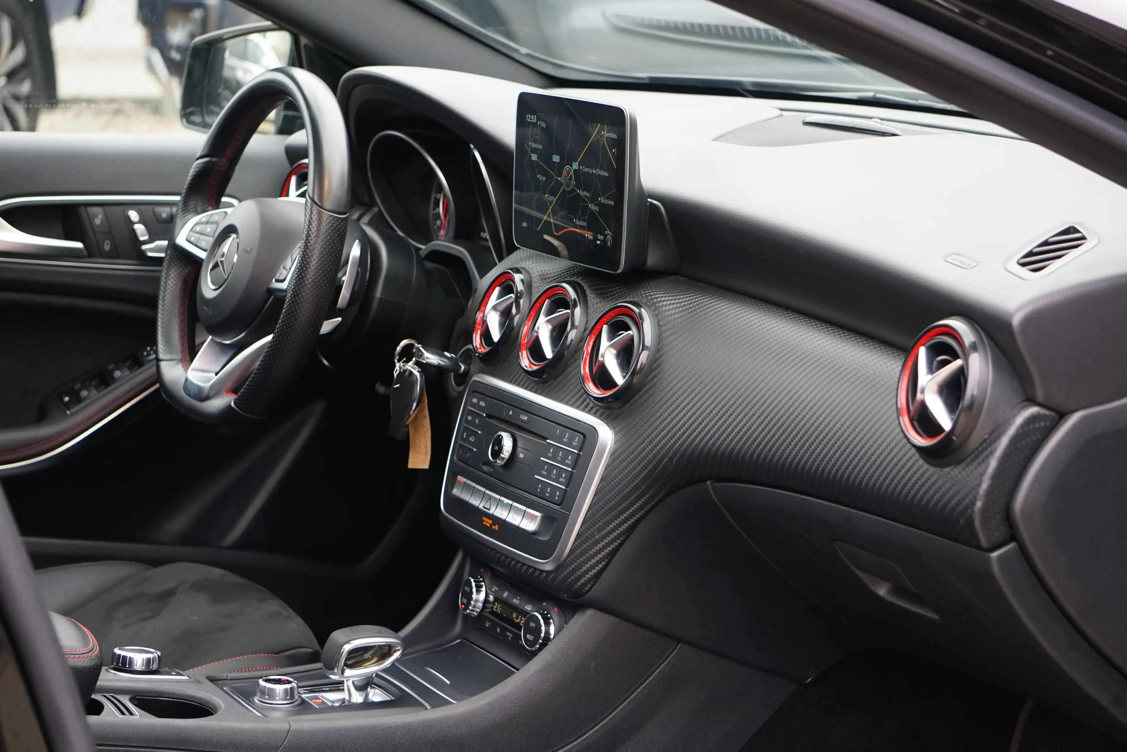 Mercedes-Benz A 45 AMG 4-Matic+ KIT AERO AUTO FULL LED CAM 388CV 62000KM — photo 7
