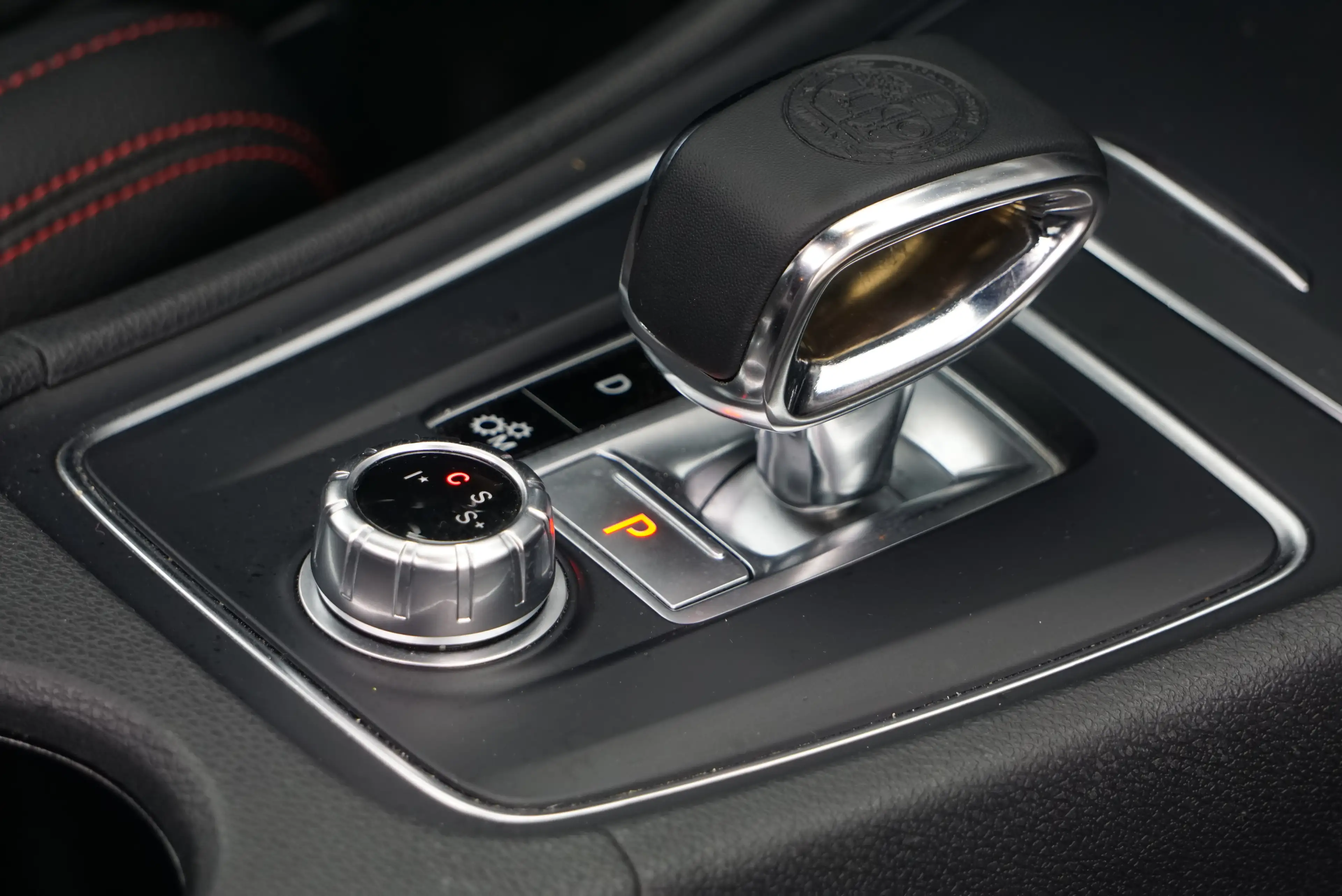 Mercedes-Benz A 45 AMG 4-Matic+ KIT AERO AUTO FULL LED CAM 388CV 62000KM — photo 12