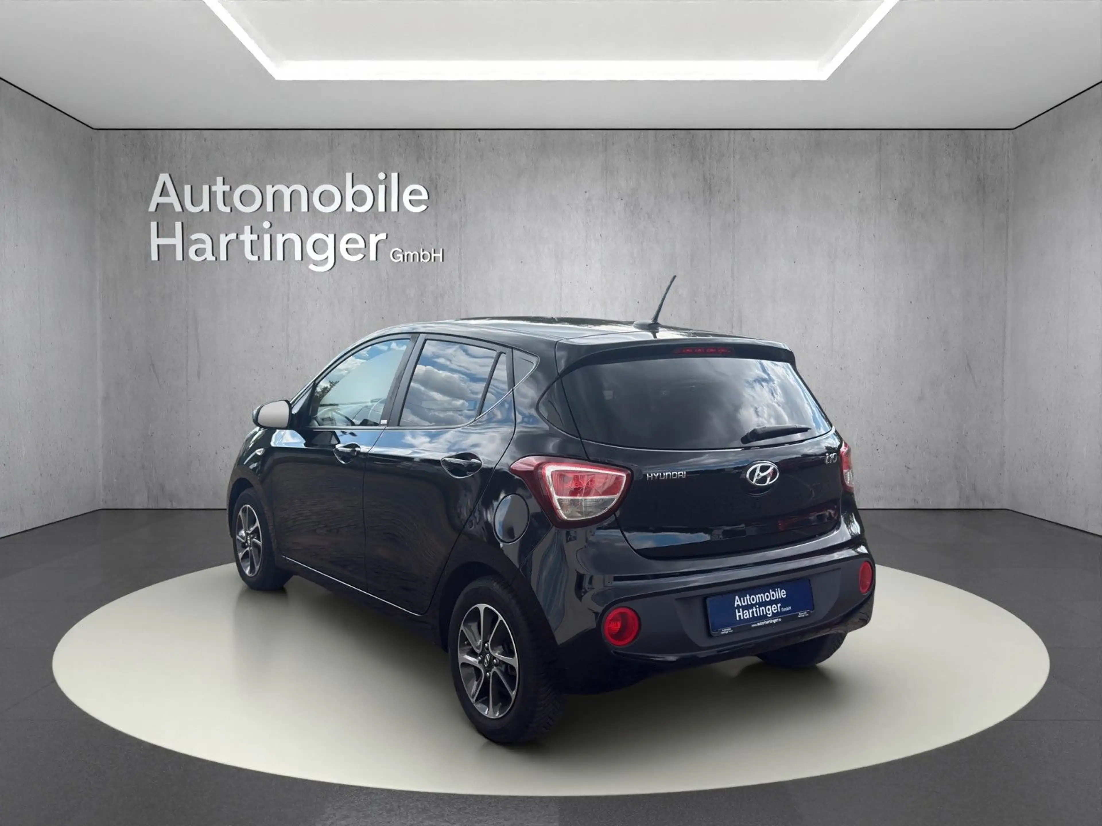Hyundai i10 1.2 YES! Automatik | SHZ | LHZ | TEMPOMAT — photo 4