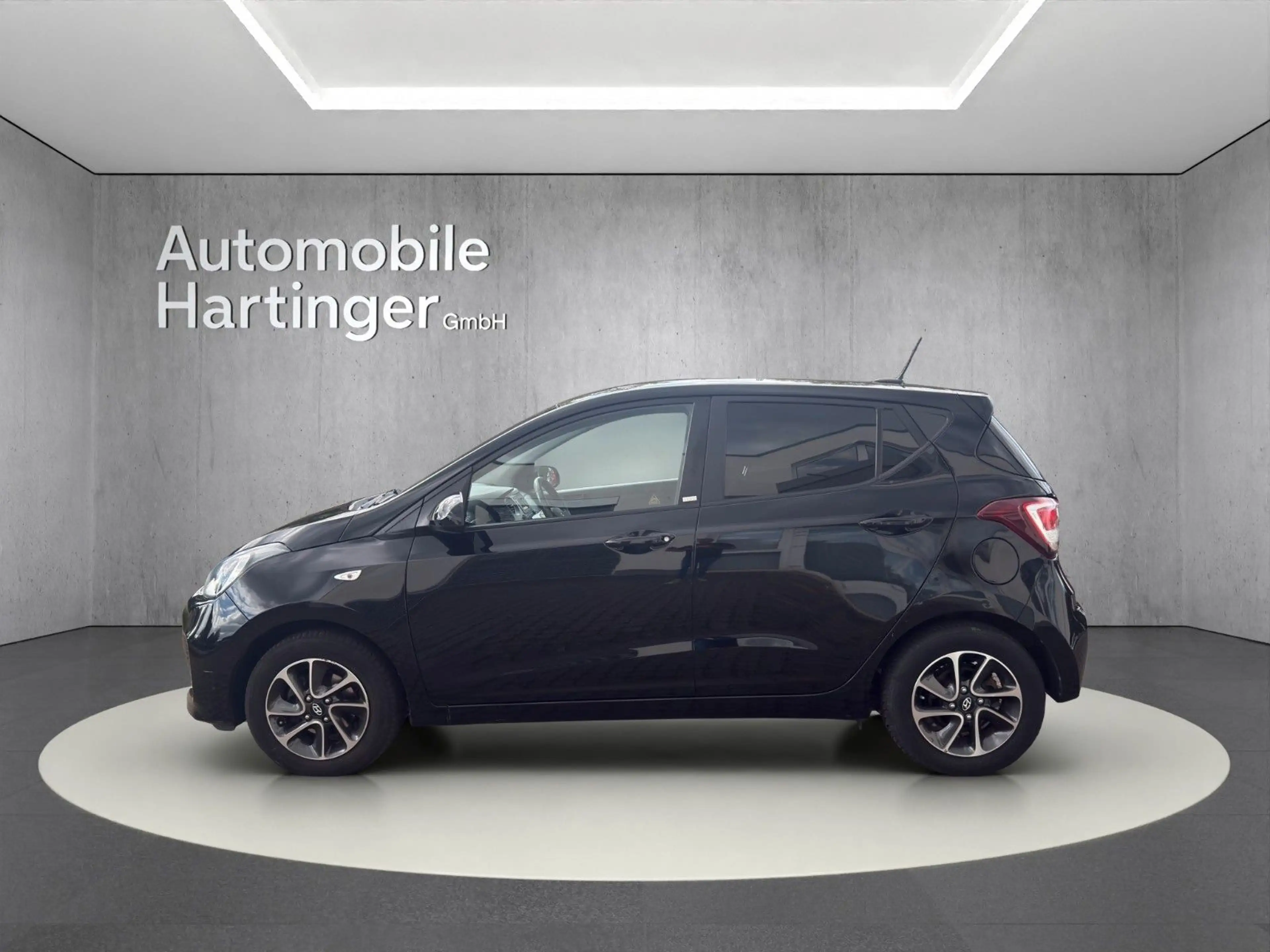 Hyundai i10 1.2 YES! Automatik | SHZ | LHZ | TEMPOMAT — photo 3