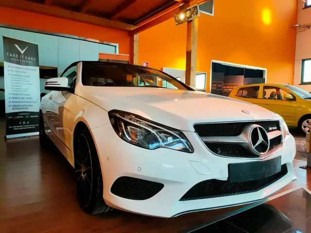 Mercedes-Benz E 250 CABRIO/AMG/9G TRONIC/PELLE/LED/CERCHI 19"/COMAND//