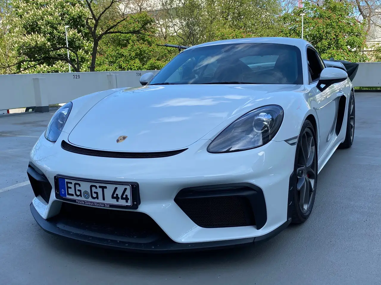 Porsche 718