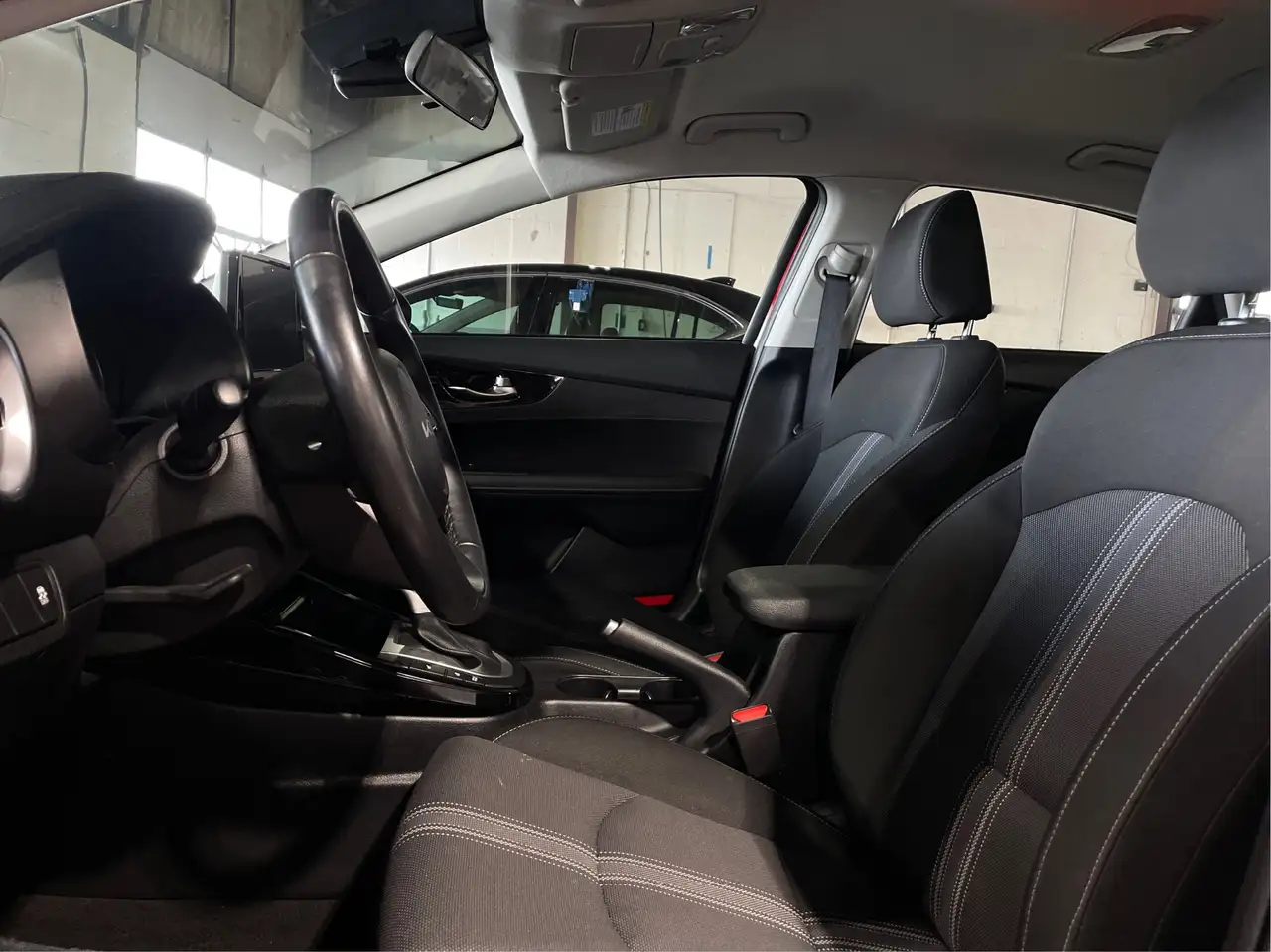Kia Forte снимка Kia Forte
