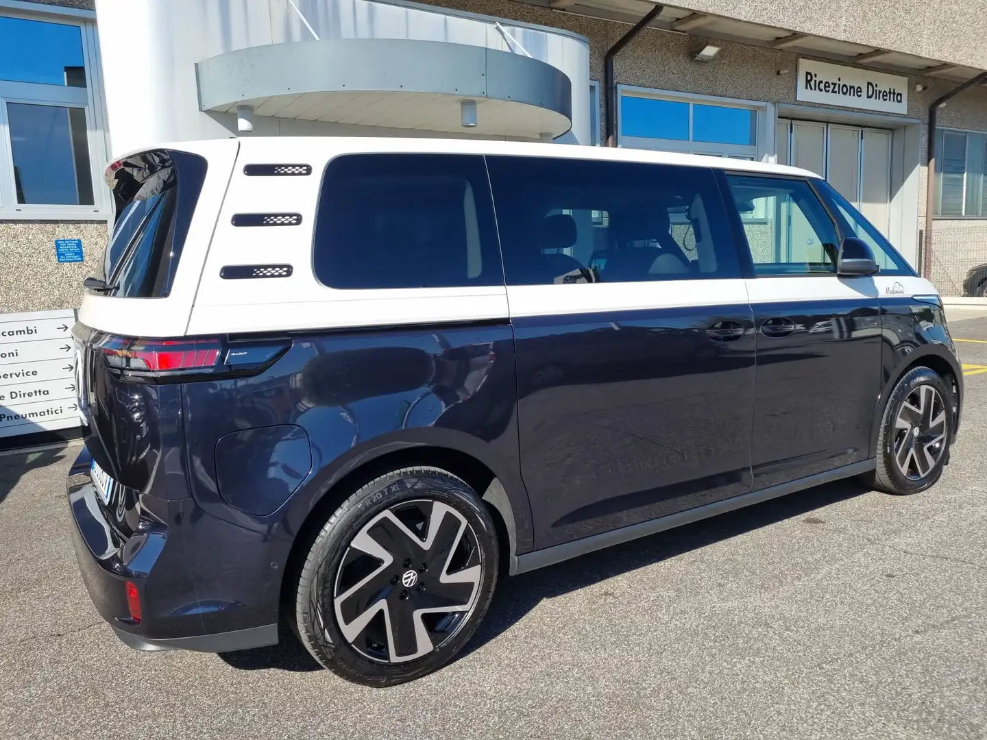 Volkswagen ID. Buzz ID. Buzz Passo Lungo 86 kWh Pro 7p. Blauw - 2