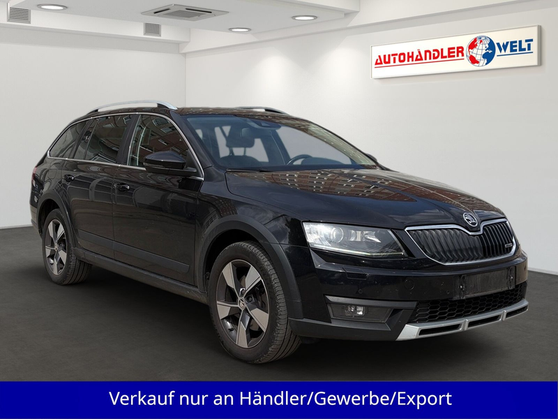 Skoda Octavia Kombi 2.0 TDI Scout 4x4 DSG Xenon Leder — photo 3