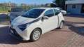 Toyota Aygo Connect 1.0 VVT-i 72CV 5 porte Weiß - thumbnail 6