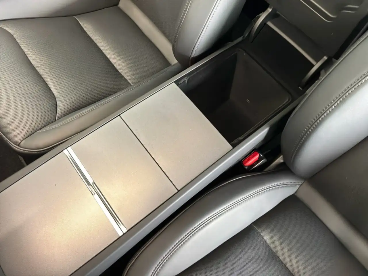Tesla Model 3 fotografie Tesla Model 3