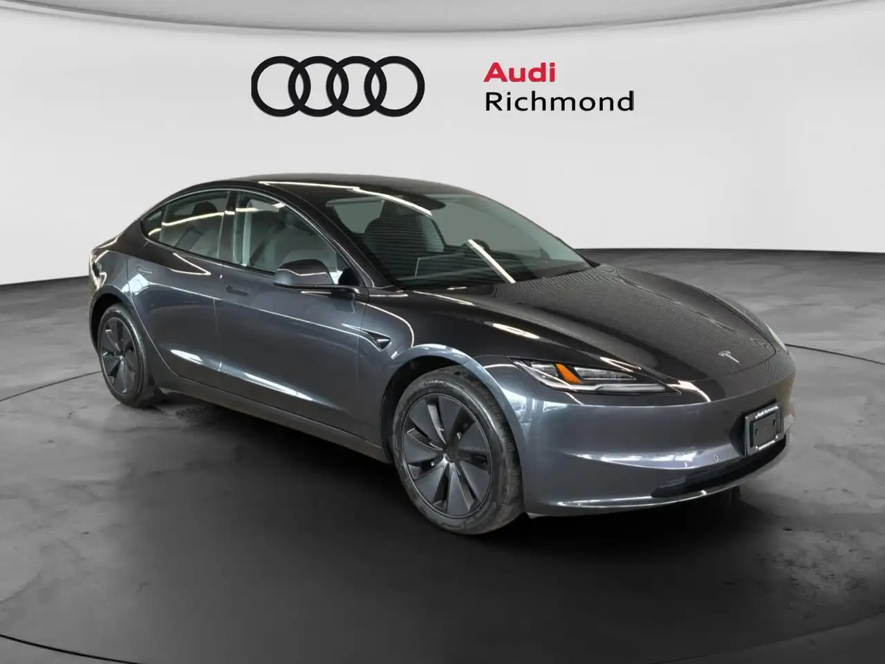 Tesla Model 3 fotografie Tesla Model 3