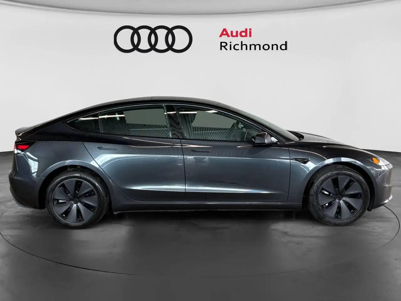 Tesla Model 3 fotografie Tesla Model 3