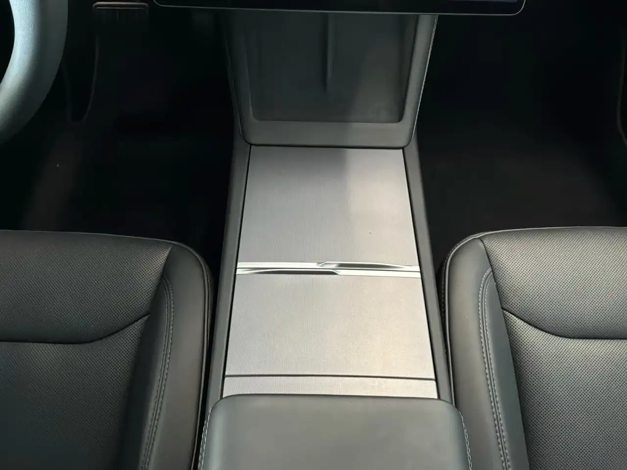 Tesla Model 3 fotografie Tesla Model 3