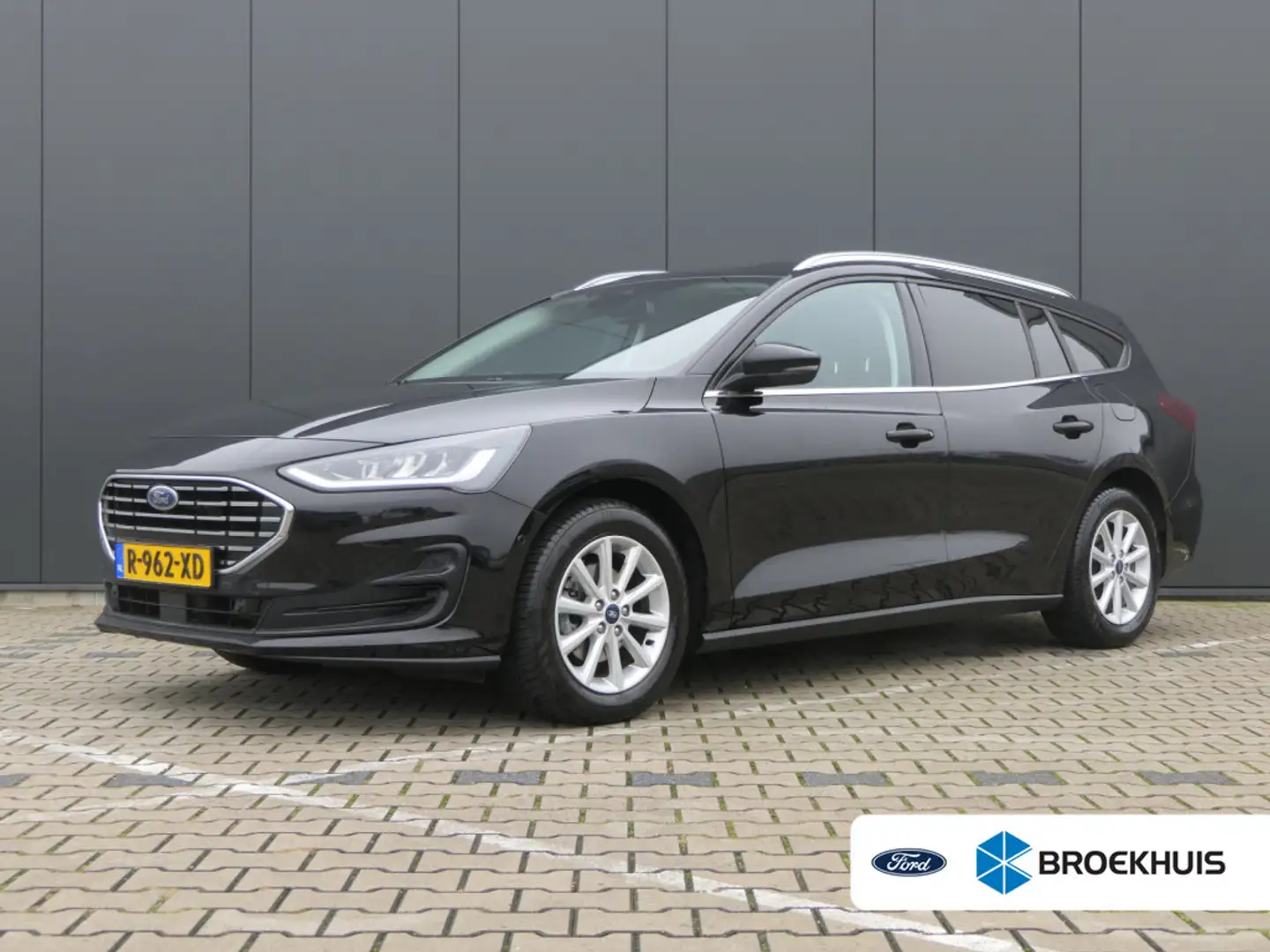 Ford Focus Wagon 1.0 EcoBoost Hybrid Titanium | Camera | Navi Zwart - 1
