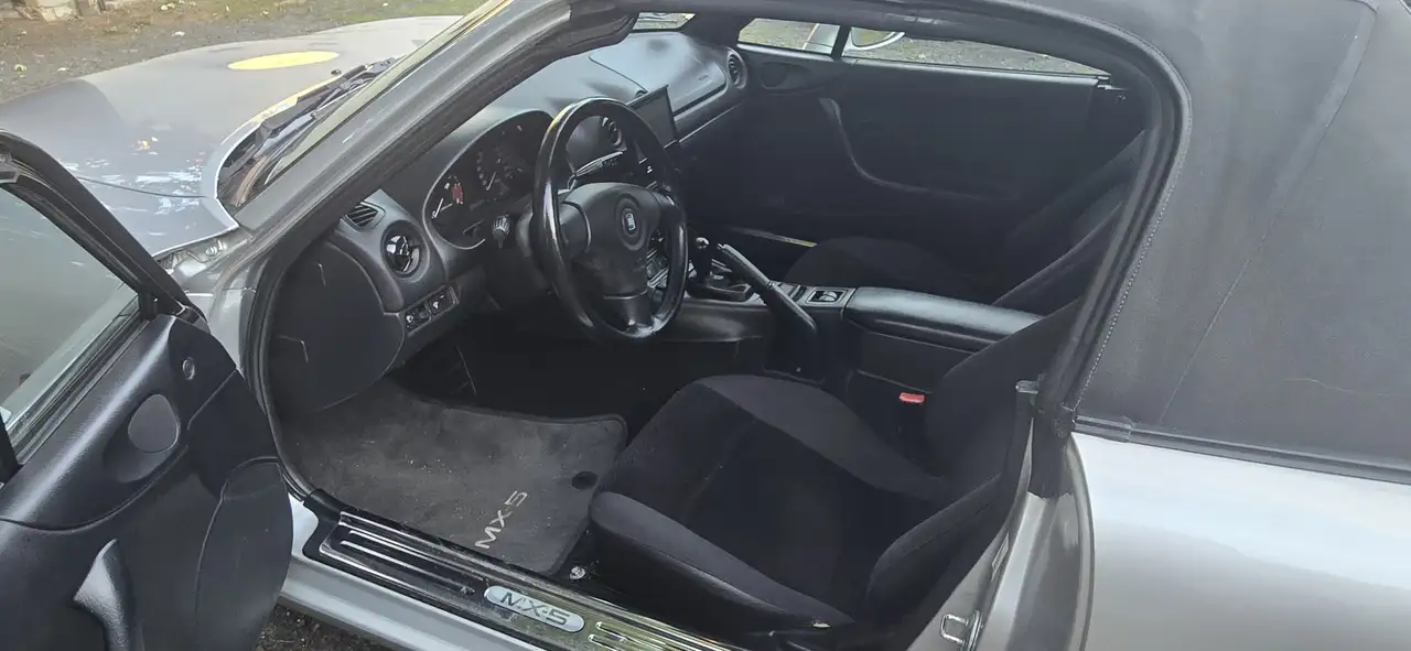 Mazda MX-5 1.6i 16V, foto 6