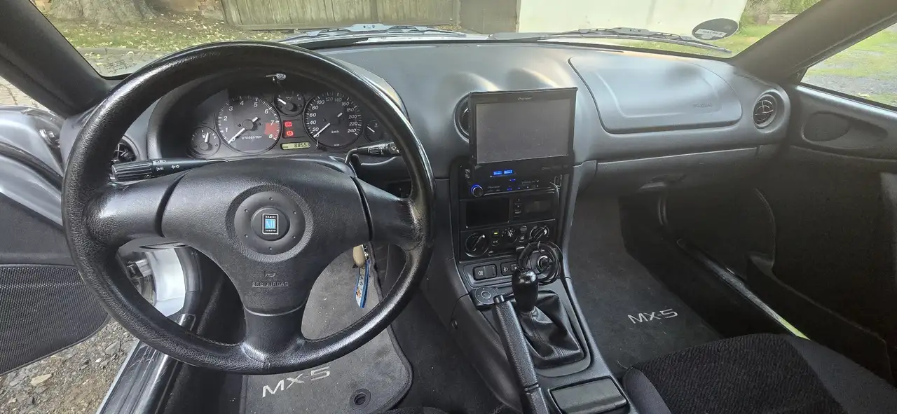 Mazda MX-5 1.6i 16V, foto 7