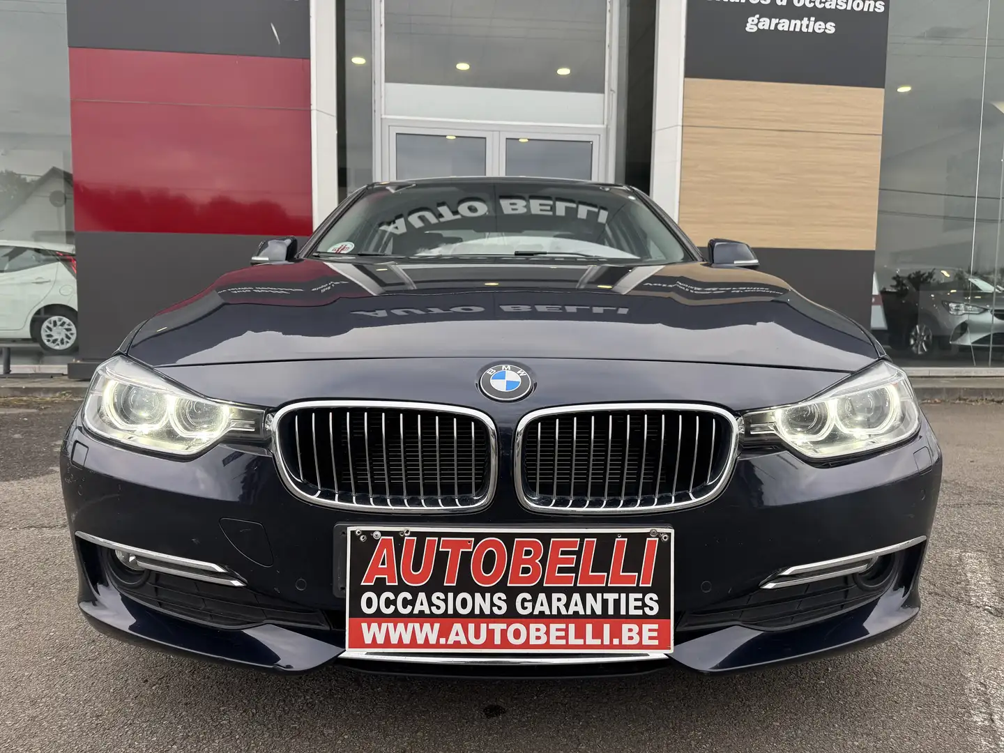 BMW 320 320 dA**LUXURY**BOITE AUTO*XENON**FAIBLE KM**TOP!! Bleu - 2