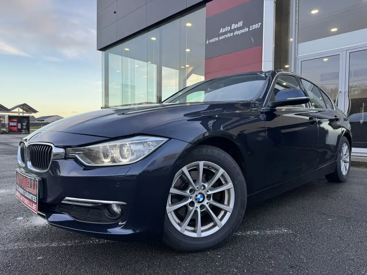 BMW 320